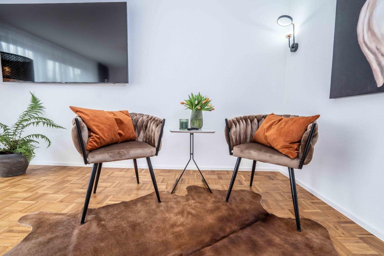 City Wohnung FN L 5 KLIMATISIERT mit Balkon und Küche FDH Exterior foto