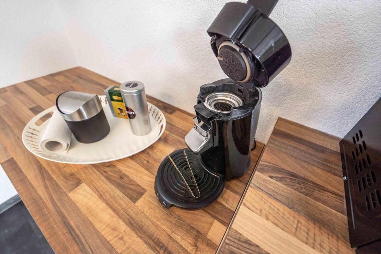 City Wohnung FN L 5 KLIMATISIERT mit Balkon und Küche FDH Exterior foto