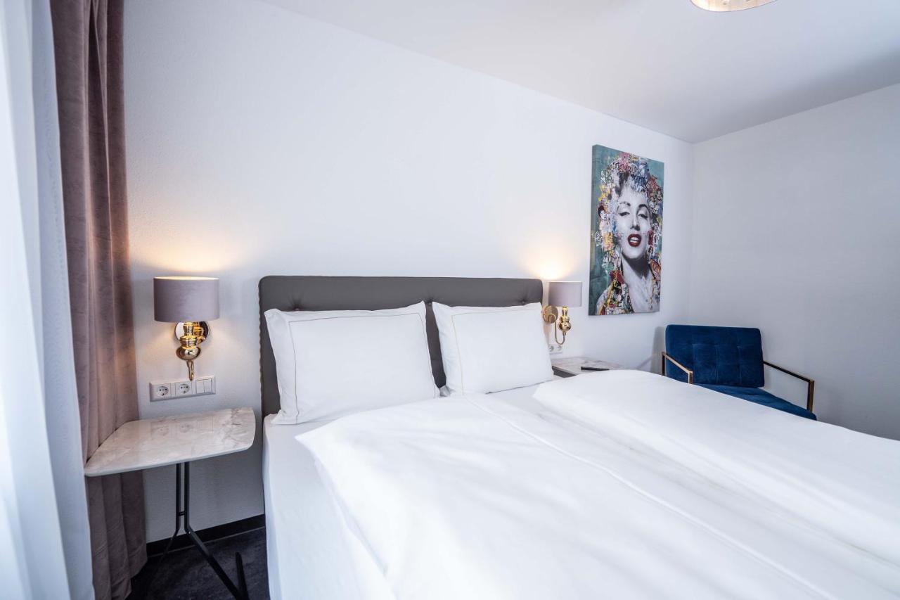City Wohnung FN L 5 KLIMATISIERT mit Balkon und Küche FDH Exterior foto