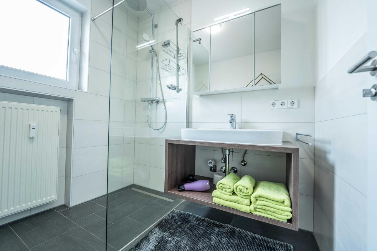 City Wohnung FN L 5 KLIMATISIERT mit Balkon und Küche FDH Exterior foto