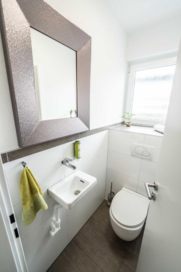 City Wohnung FN L 5 KLIMATISIERT mit Balkon und Küche FDH Exterior foto