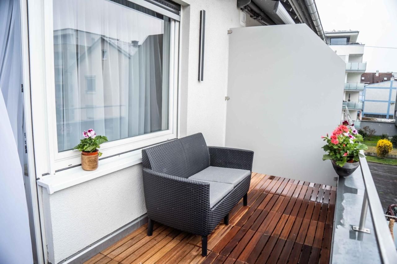 City Wohnung FN L 5 KLIMATISIERT mit Balkon und Küche Friedrichshafen Exterior foto